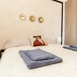 https://beige-room.italymilanhotels.net