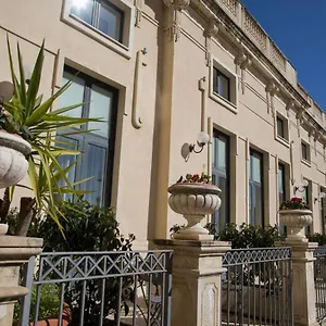 https://villa-cibele-hotel-residence.catania-hotels.net